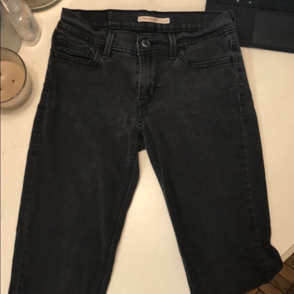 Levi’s 710 Super Skinny jeans sz 27
